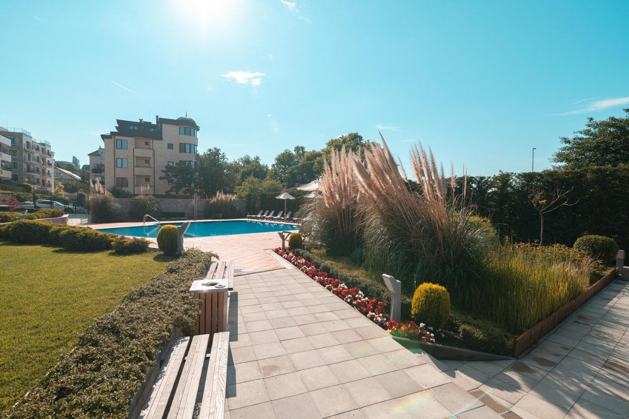 Freddo Apartment - Coral Residence Complex With Parking & Pool Varna Luaran gambar