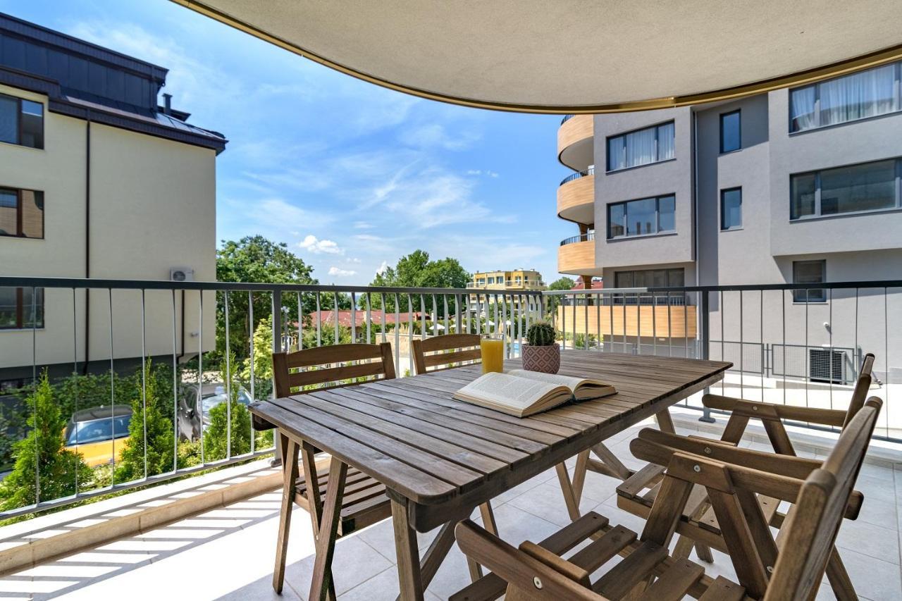 Freddo Apartment - Coral Residence Complex With Parking & Pool Varna Luaran gambar